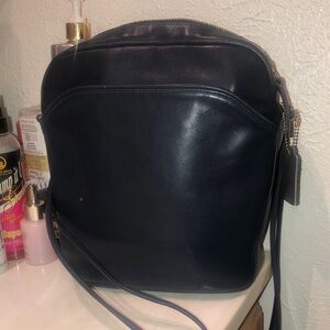 Vintage coach leather crossbody